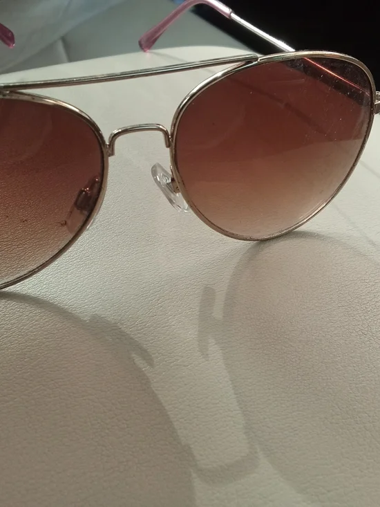H&M Gold Frame Aviator Sunglasses with Brown Gradient Lenses - Picture 2 of 3